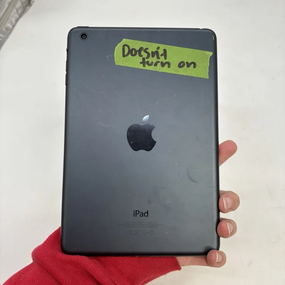Apple iPad Mini 1st Generation A1432 Wi-Fi 7.9